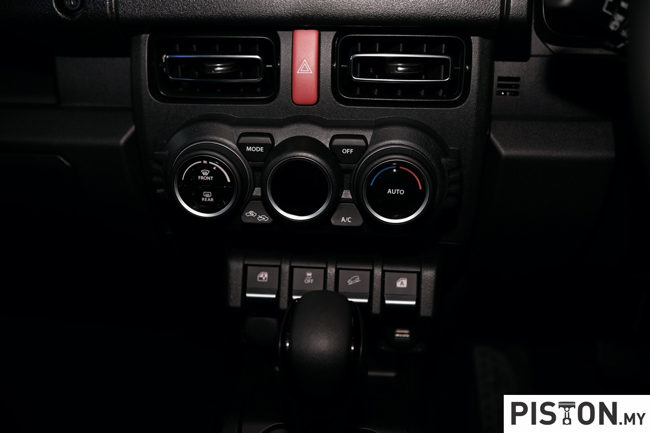 Suzuki Jimny 5 Pintu Dilancarkan Secara Rasmi – Harga Bermula dari RM199,950