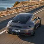Reka Bentuk Porsche 911 Dah Jadi Terlalu Besar?