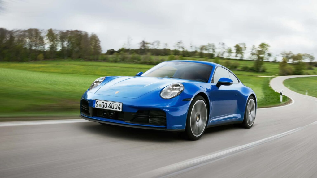 Why the Porsche 911 Should Embrace a More Compact Design
