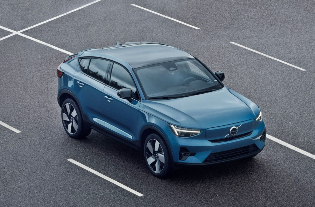 Volvo’s Electrification Strategy Faces Challenges and Potential Adjustments
