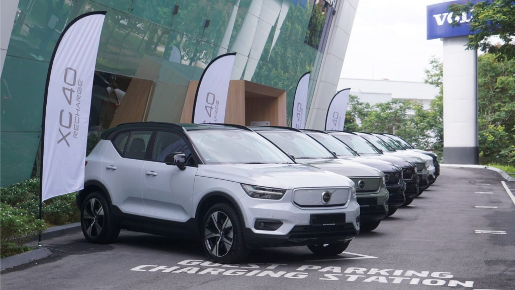 Volvo’s Electrification Strategy Faces Challenges and Potential Adjustments