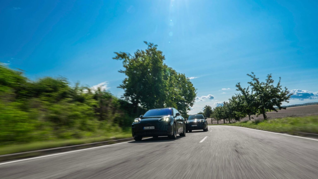 Porsche Cayenne Generasi Keempat untuk Menampilkan Kuasa Elektrik, Hibrid dan ICE