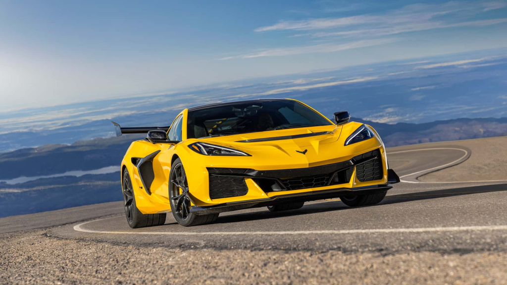 Chevrolet Memperkenalkan Corvette ZR1: Kereta Pengeluaran Amerika V8 Paling Berkuasa