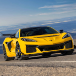 Chevrolet Memperkenalkan Corvette ZR1: Kereta Pengeluaran Amerika V8 Paling Berkuasa