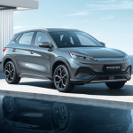 BYD Menerajui Tesla dalam Pasaran EV Singapura dengan Pertumbuhan Jualan yang Kukuh