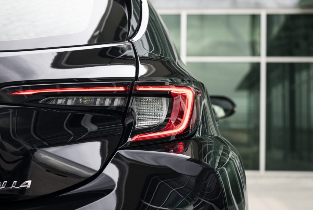 Toyota Corolla 2026 Akan Menampilkan Teknologi Hibrid BYD untuk Mencapai Jarak Pemanduan 2100km