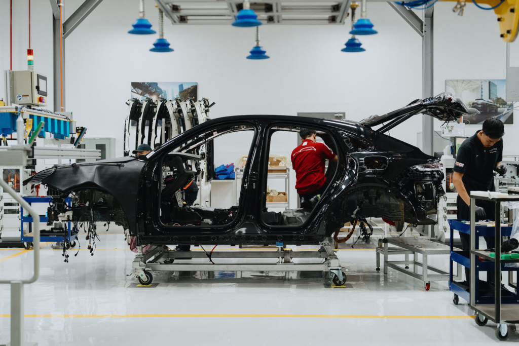 Sime Darby Berhad Dan Porsche Meluaskan Kemudahan Pemasangan Tempatan Di Malaysia