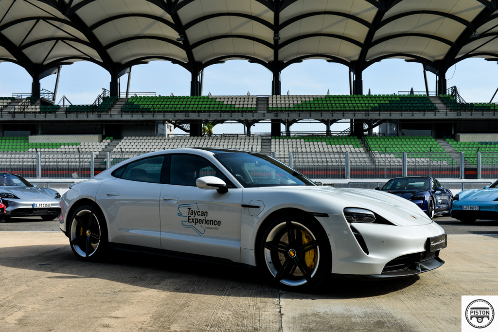 Realiti Pasaran Mendorong Porsche untuk Menilai Semula Sasaran Jualan EV