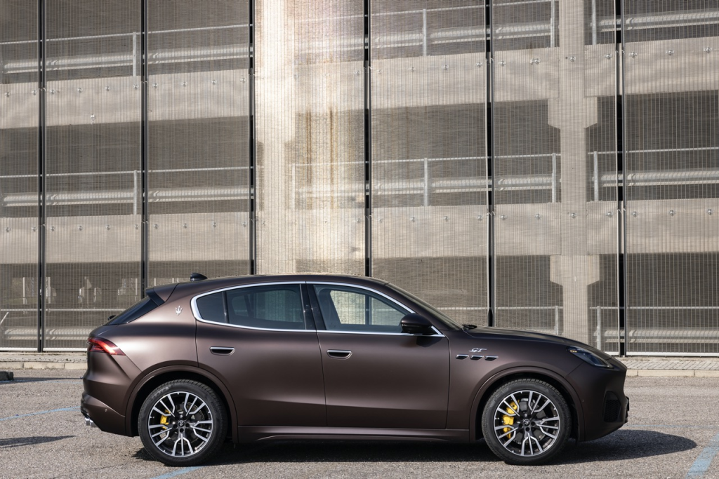 Naza Italia Memperkenalkan MY24 Maserati Grecale di Malaysia Daripada RM635k