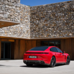 Porsche Panamera Turbo S E-Hibrid dan Panamera GTS: Prestasi, Kemewahan, dan Inovasi