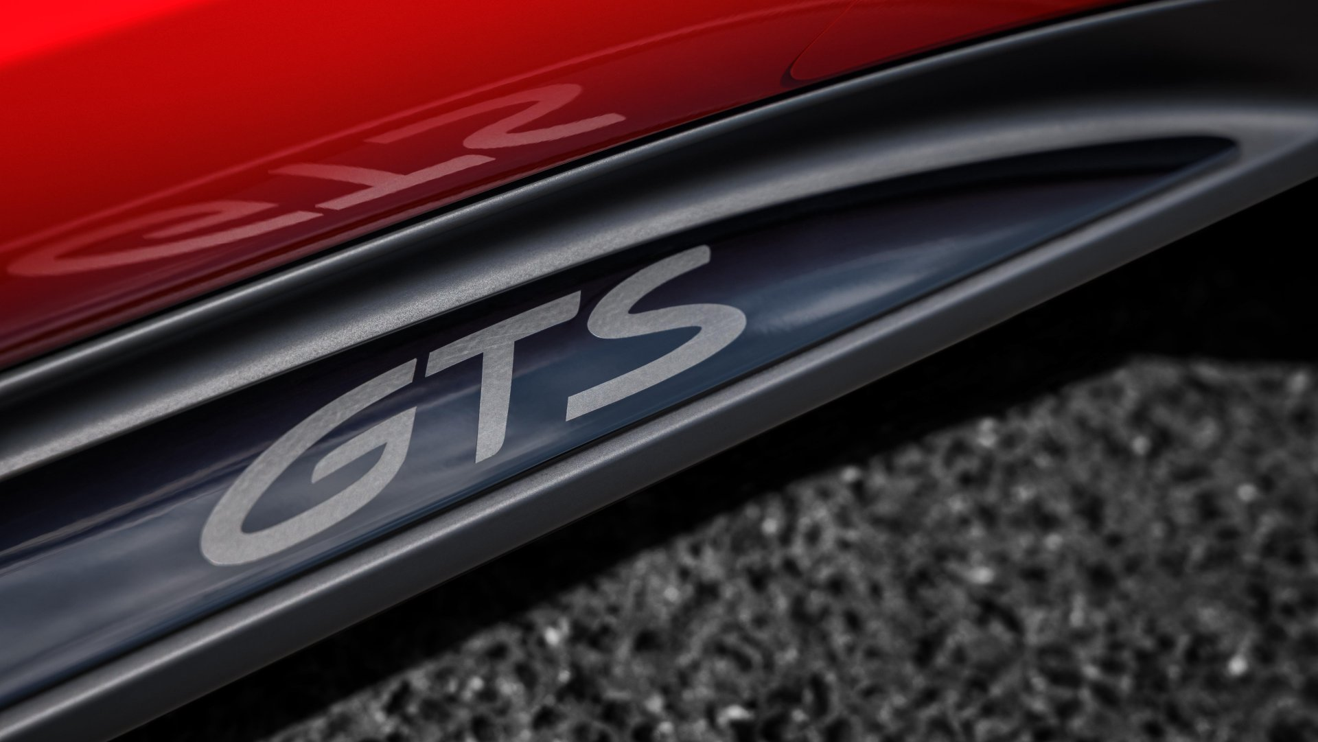 Porsche Panamera Turbo S E-Hibrid dan Panamera GTS: Prestasi, Kemewahan, dan Inovasi