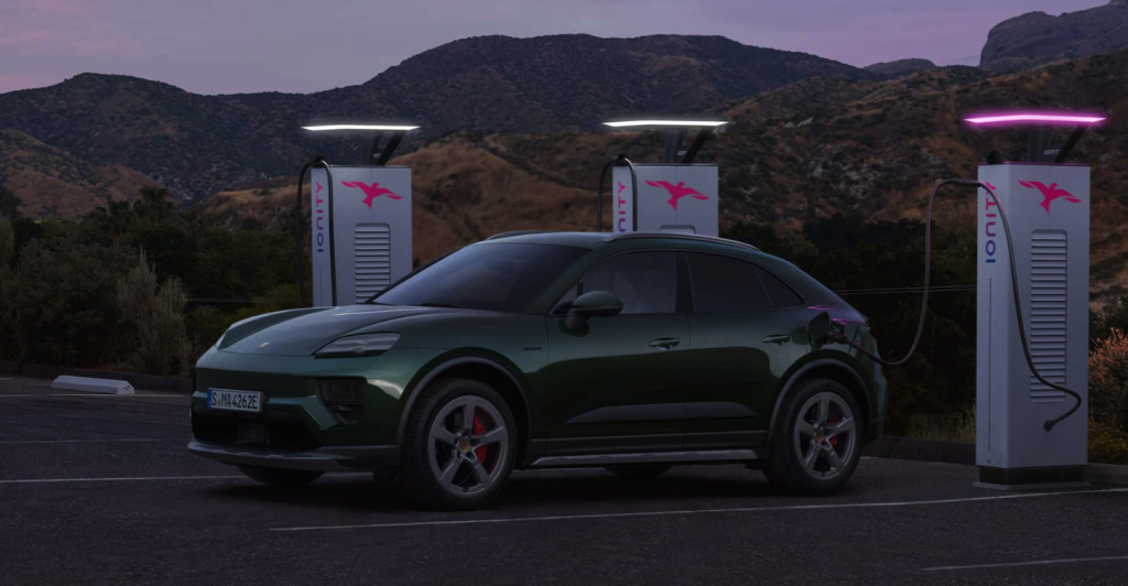 Porsche Memperluas Barisan Elektrik Macan dengan Pacuan Roda Belakang dan Varian 4S
