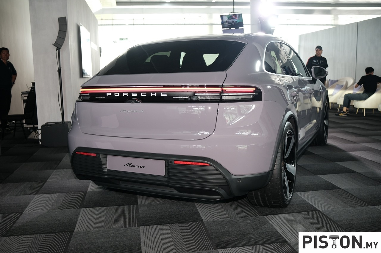 Porsche Memperluas Barisan Elektrik Macan dengan Pacuan Roda Belakang dan Varian 4S