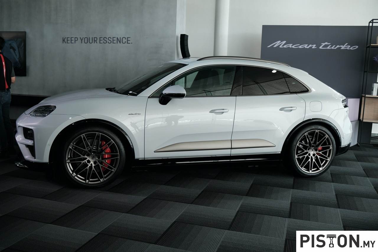 Porsche Memperluas Barisan Elektrik Macan dengan Pacuan Roda Belakang dan Varian 4S