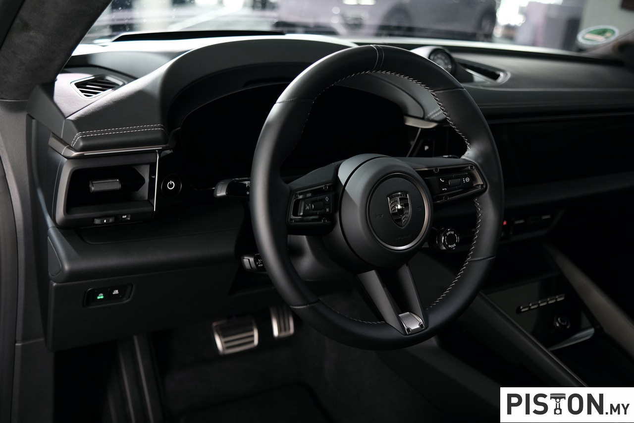 Porsche Memperluas Barisan Elektrik Macan dengan Pacuan Roda Belakang dan Varian 4S