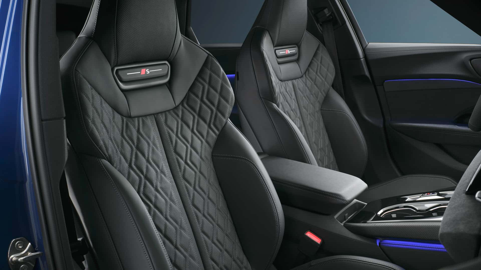 Audi Memperkenalkan Keluarga A5 Baharu!