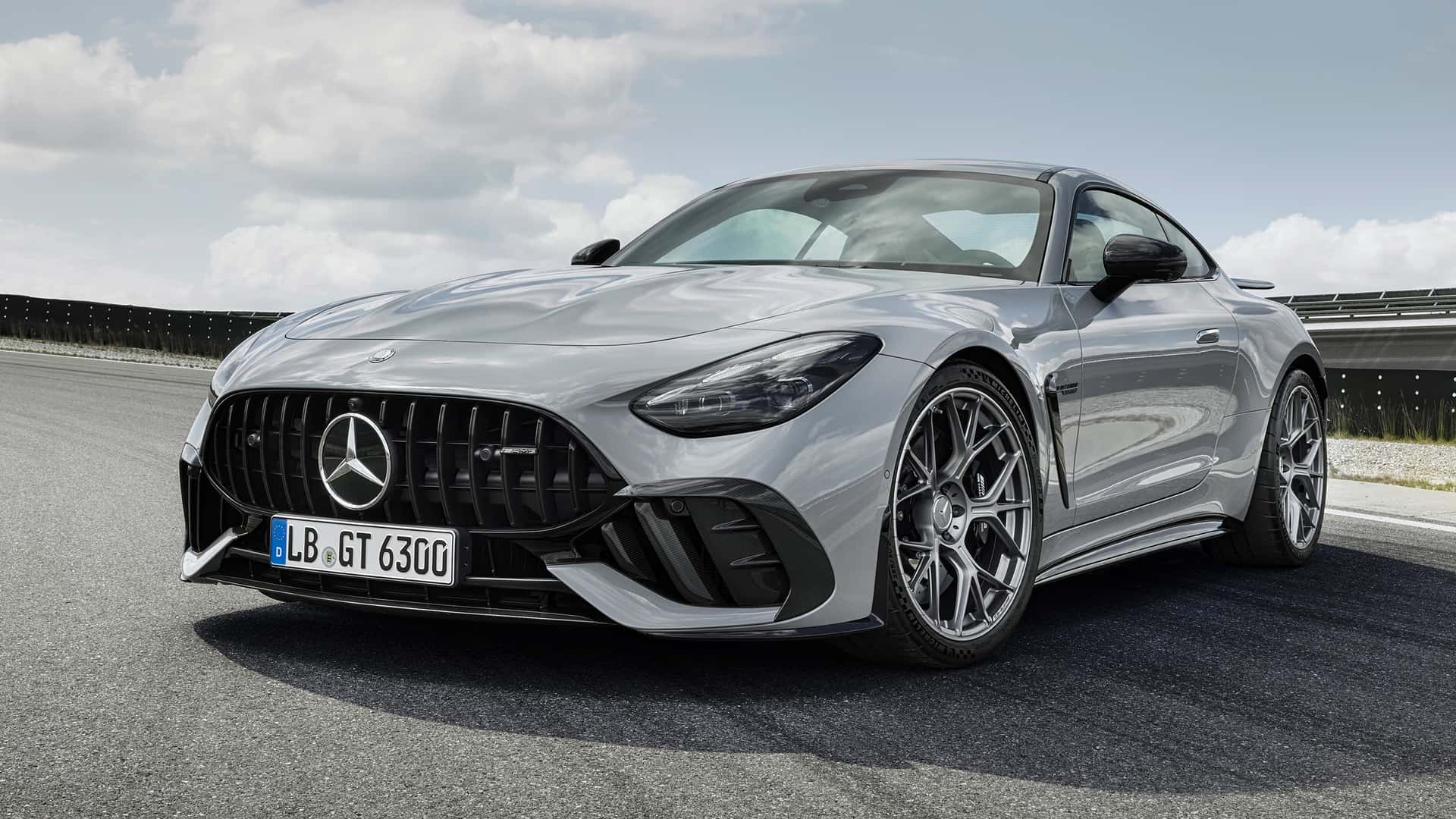 Mercedes-AMG Memperkenalkan GT 63 PRO 4MATIC+ Baharu di Goodwood Festival of Speed
