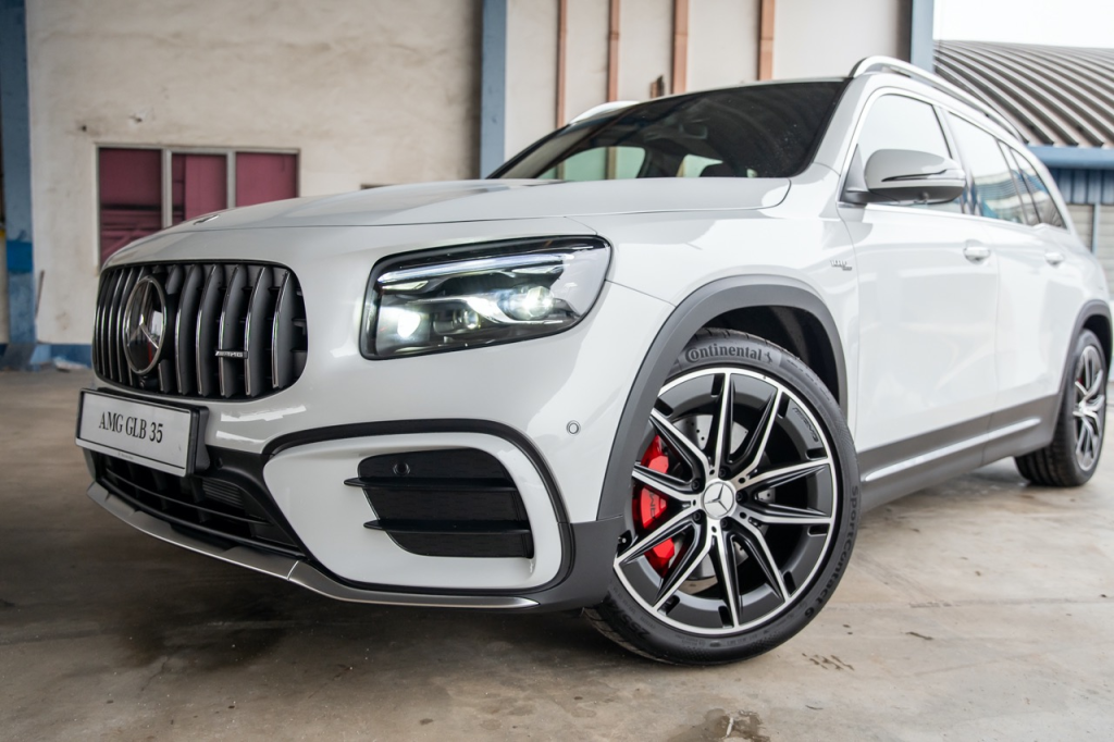 Acara Mercedes-Benz World Mempamerkan Tiga Model AMG Baharu
