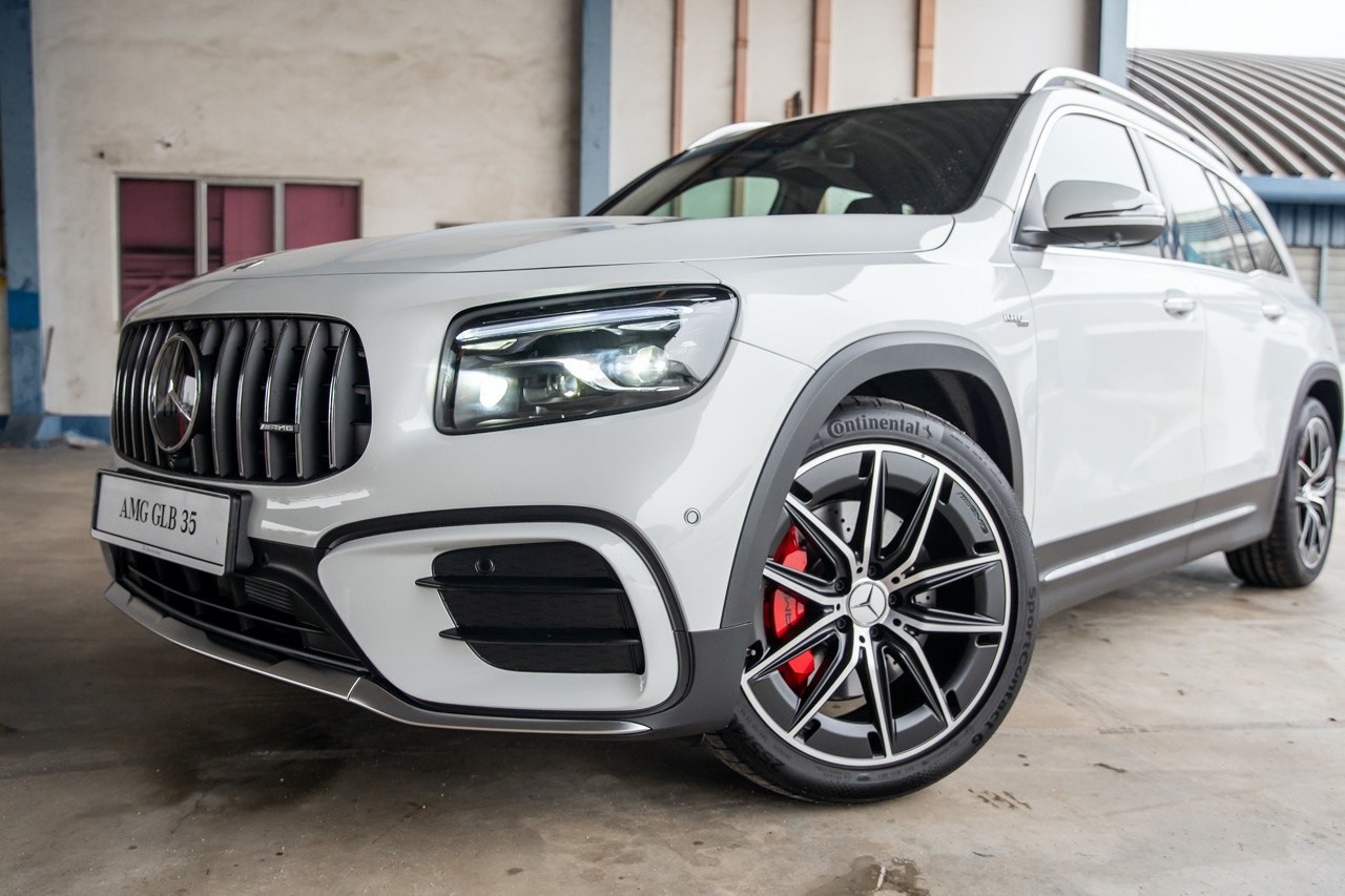Acara Mercedes-Benz World Mempamerkan Tiga Model AMG Baharu