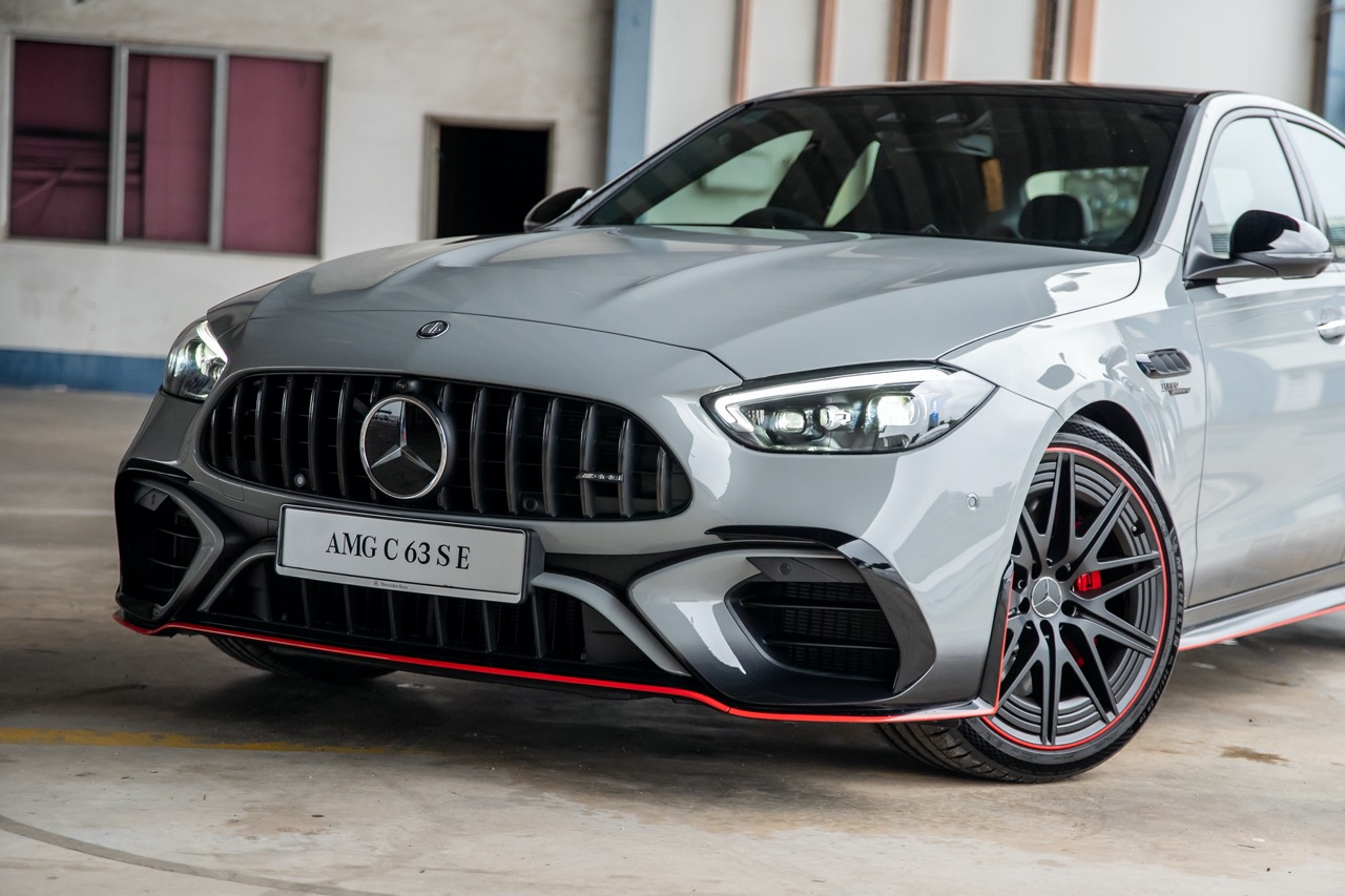Acara Mercedes-Benz World Mempamerkan Tiga Model AMG Baharu