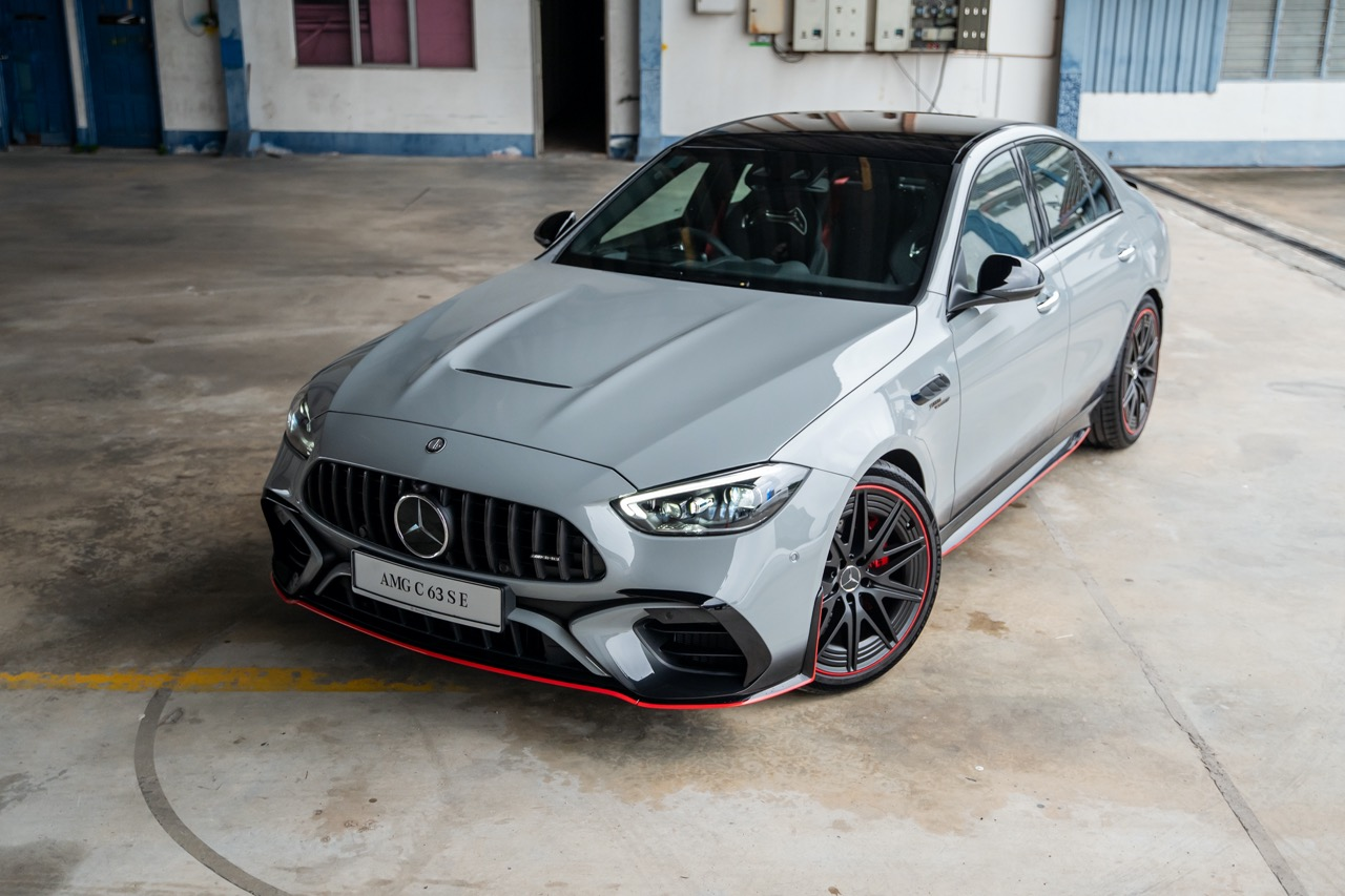 Acara Mercedes-Benz World Mempamerkan Tiga Model AMG Baharu