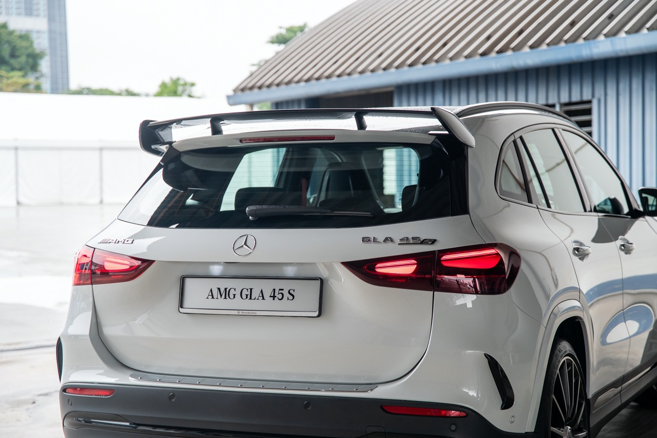 Acara Mercedes-Benz World Mempamerkan Tiga Model AMG Baharu