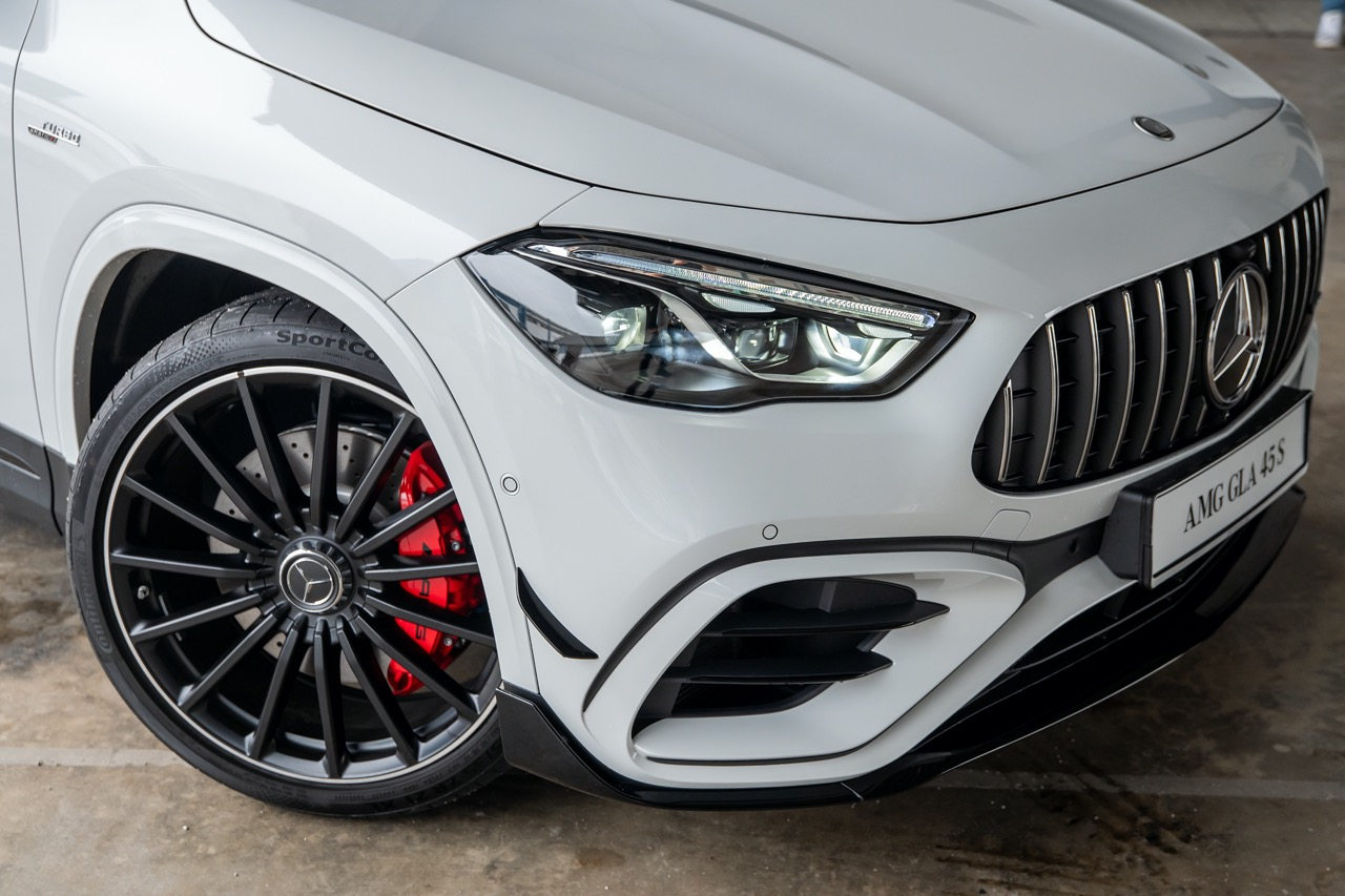 Acara Mercedes-Benz World Mempamerkan Tiga Model AMG Baharu