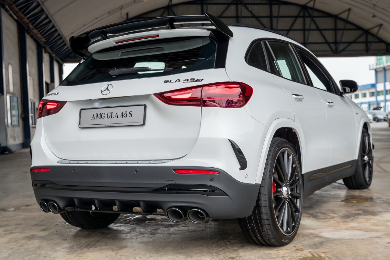Acara Mercedes-Benz World Mempamerkan Tiga Model AMG Baharu