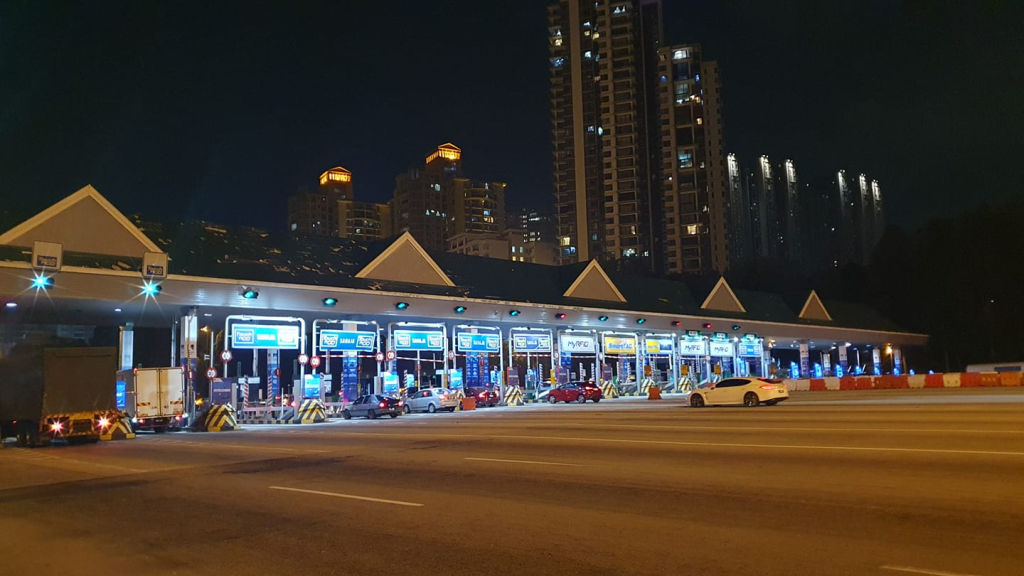 Debate Heats Up: Concessionaires vs. Government on MLFF Traffic Project