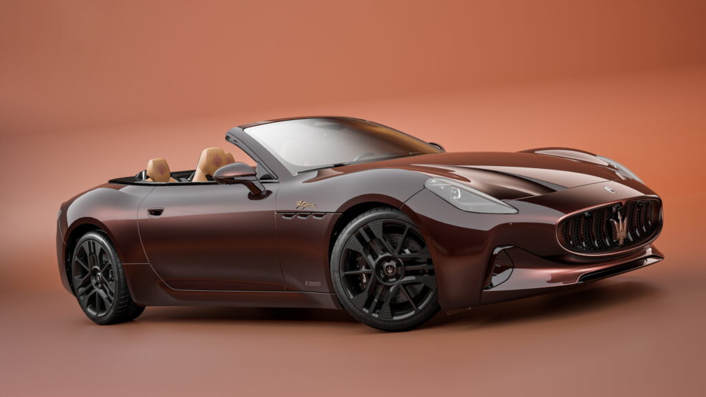 Perayaan Ulang Tahun ke-50 Tignanello dengan Maserati GranCabrio Folgore