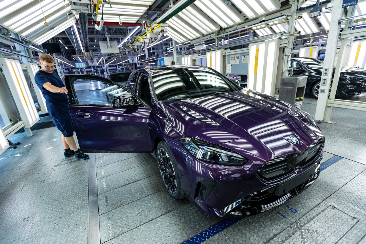 Pelancaran BMW 1 Series Generasi Keempat di Kilang Leipzig