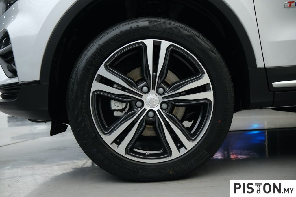 Proton X70 2025 telah Dilancarkan di Malaysia Timur Daripada RM100,800