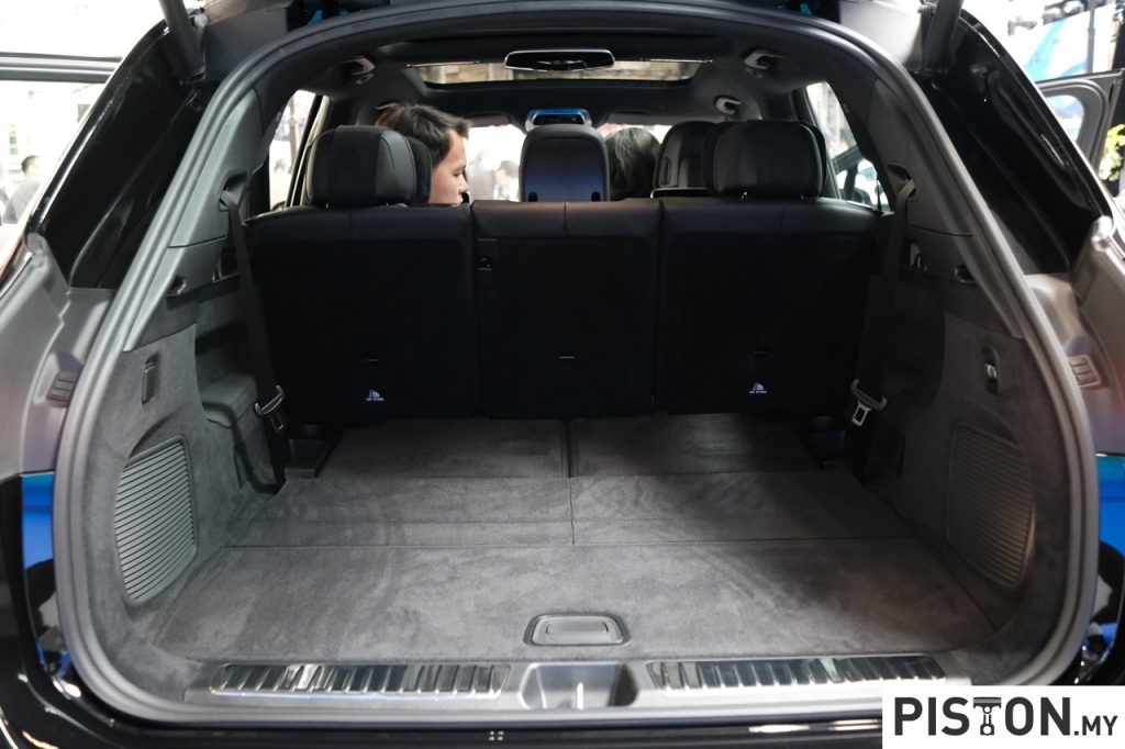 Mercedes-Benz Malaysia Melancarkan EQS 450 4MATIC SUV – RM625,888