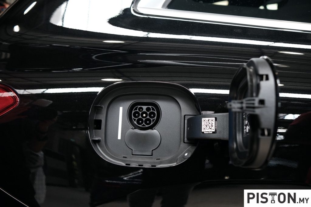 Mercedes-Benz Malaysia Melancarkan EQS 450 4MATIC SUV – RM625,888