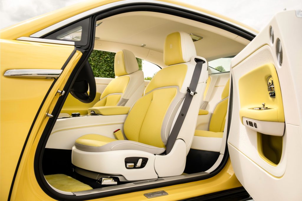 Rolls-Royce Memperkenalkan Spectre Semaphore: Edisi Khas Untuk Minggu Kereta Monterey 2024
