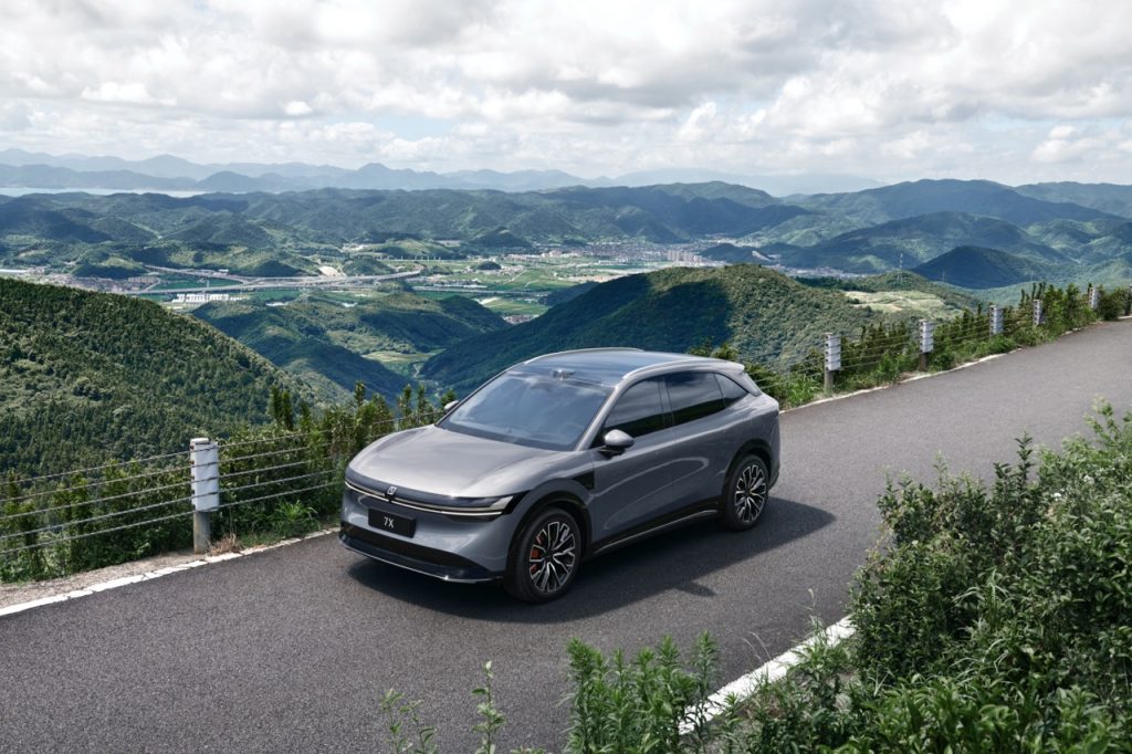 The Zeekr 7X – An Electric SUV That Does 0-100km/h in 3.8 Seconds