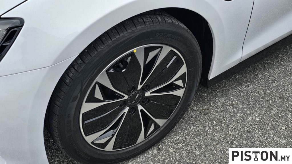 BYD SEAL Dynamic RWD Variant Launched in Malaysia – Priced at RM163,800