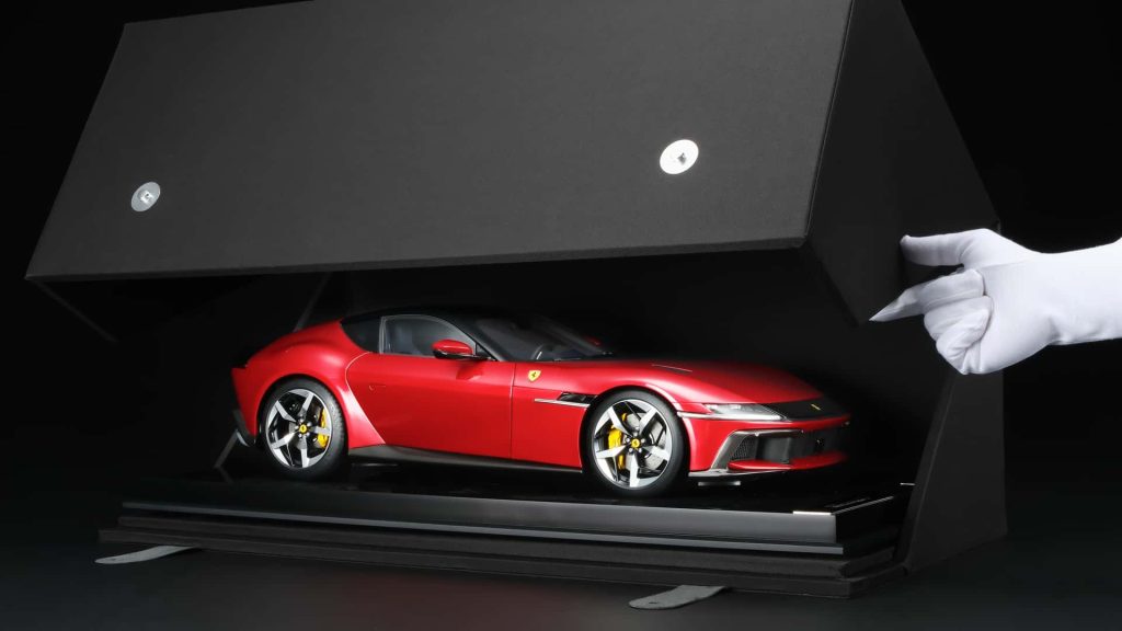 Amalgam Introduces the Ferrari 12Cilindri 1:8 Scale Model for RM77k!