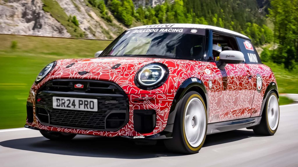 Mini Cooper JCW E 2025: Elektrik ‘Hot-Hatch’ dengan 255hp