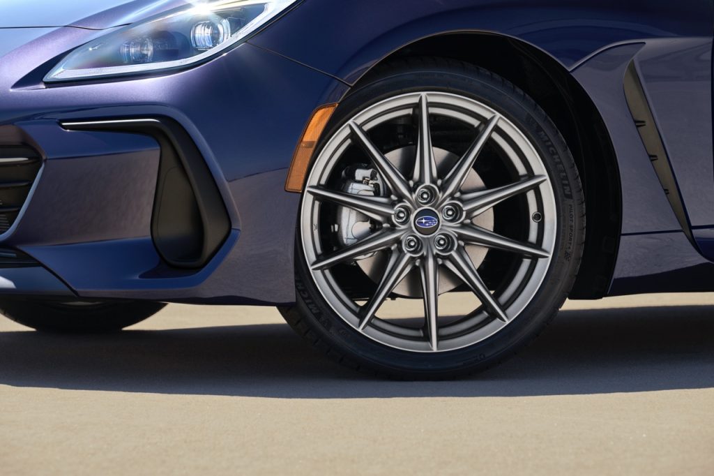 Subaru Memperkenalkan 2025 BRZ Series.Purple Edisi Khas