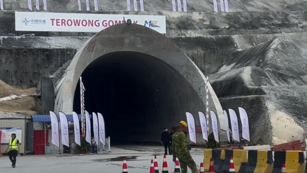 ECRL Achieves Milestone with Early Completion of Gombak Tunnel Penetration