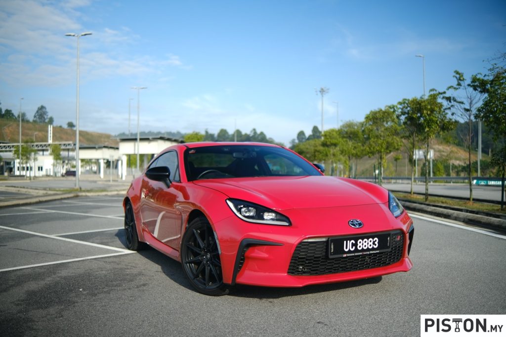 Review: Toyota GR86 – Legend Reborn