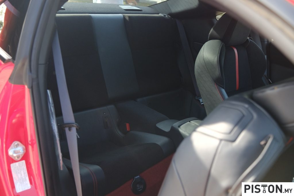 Review: Toyota GR86 – Legend Reborn