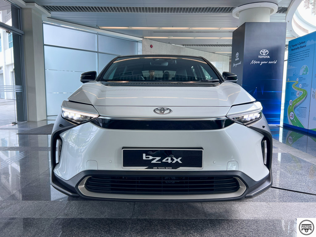 Toyota Delays First US Electric Vehicle Launch Amid Strategic EV Expansion