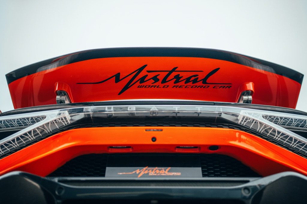 Bugatti W16 Mistral Mencatat Rekod Kelajuan Open-Top Baharu pada 453.91km/j