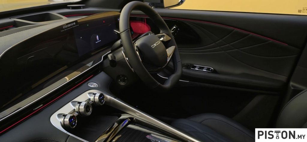 Review: The Jaecoo Omoda C9 is Luxurious and Affordable