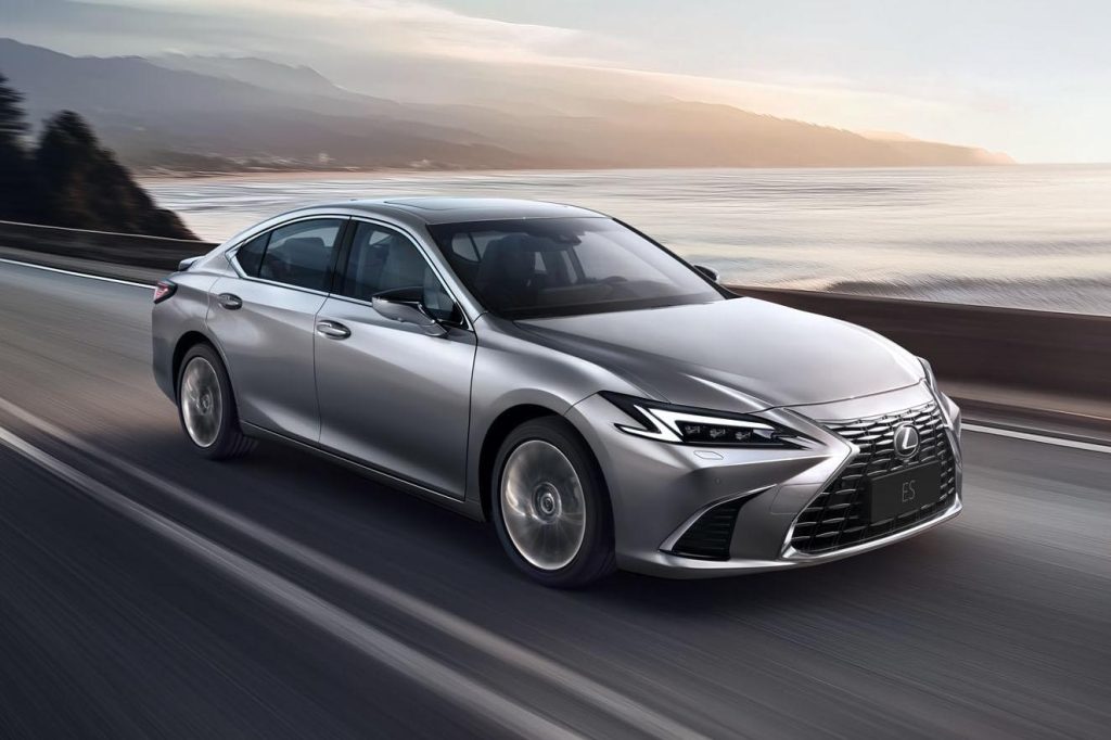 Lexus Melancarkan Sedan ES Facelift di China: Rekaan Baru dan Teknologi Dipertingkatkan