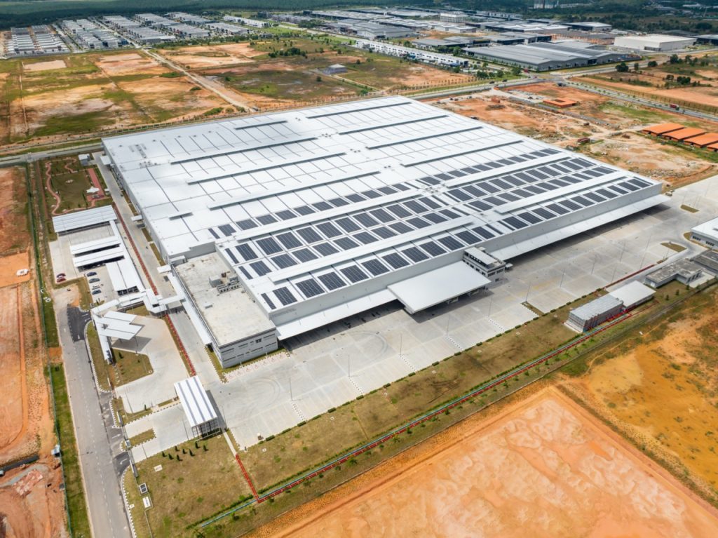 Mercedes-Benz Expands in Asia-Pacific with New Regional Logistics Center in Malaysia