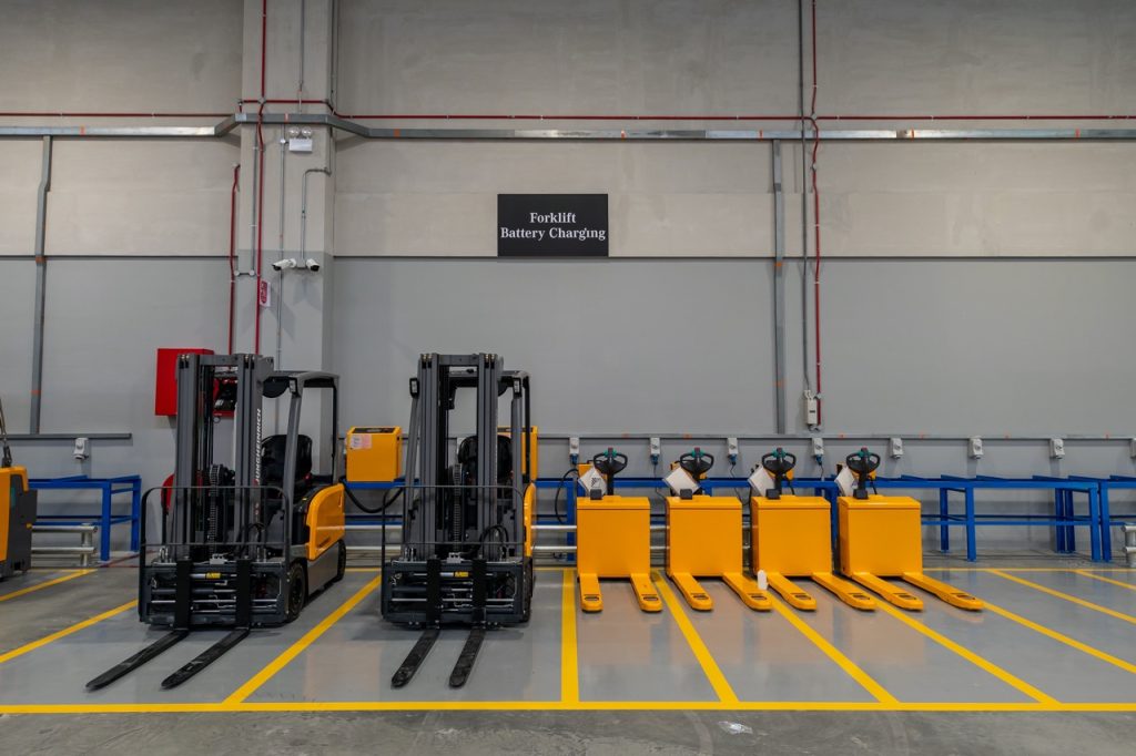 Mercedes-Benz Expands in Asia-Pacific with New Regional Logistics Center in Malaysia