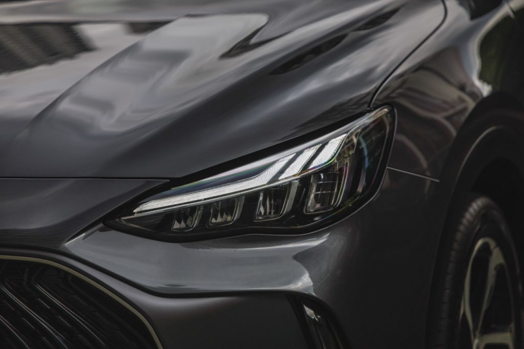 SAIC Motor Malaysia Umumkan Harga Rasmi Untuk Varian MG HS SUV Standard Dan Lux Baharu